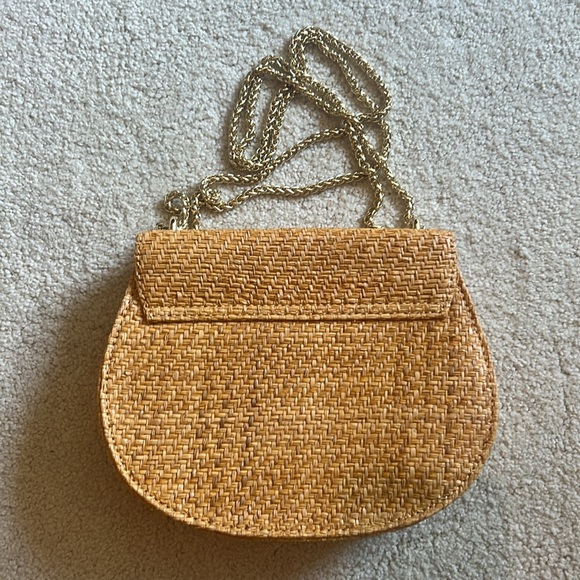 Lilly Pulitzer Straw Bag with gold chain and tassel - Picture 4 of 4